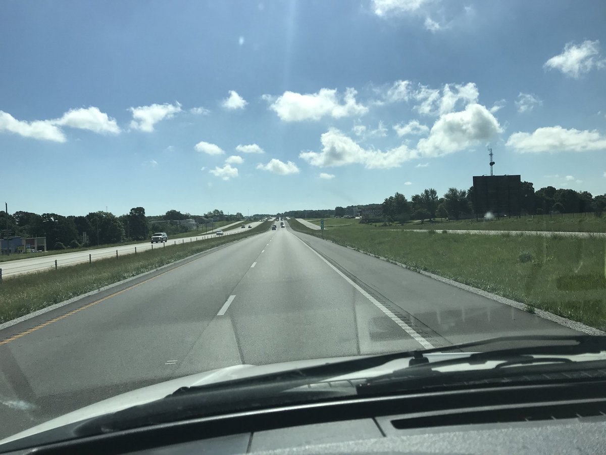 MsManskeChi's tweet photo. Good Bye, Dallas! Hello, Chicago! I am more than ready to get into the thick of Chicago Education, Policy, and Culture! #ChicagoEdu #ChicagoPolicy #ChicagoCulture #GoodbyeDallas @ChiPubSchools @VisitChicago https://t.co/hLVlU6i3HP