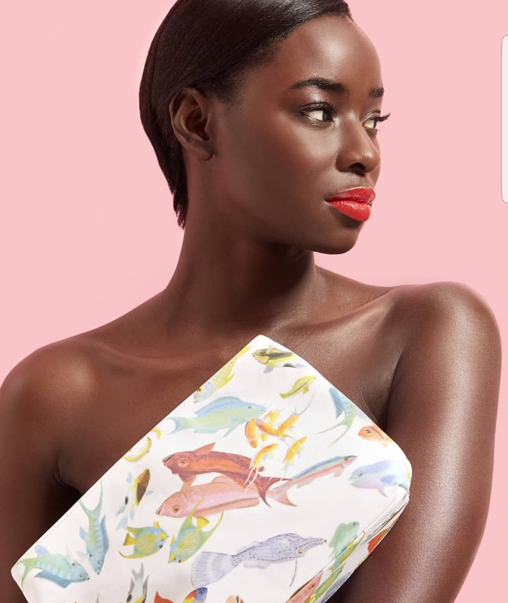 nyangacity's tweet photo. Brown Sugar...#melanin #slay #look #photooftheday #style #fashion #lipstick #nyangacity #makeup https://t.co/2NOsM5MIWf