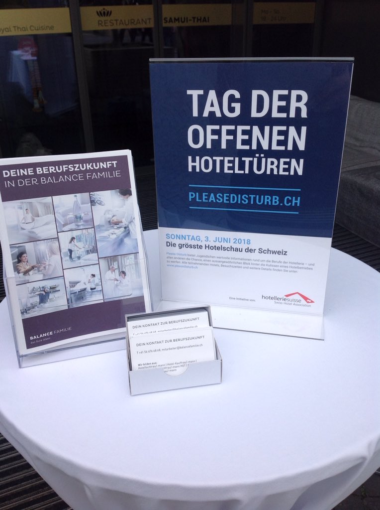 seeroseresort's tweet photo. ...wow - wir sind überwältigt von so vielen interessierten Besuchern zum #pleasedisturb - ❤️ Dank #hotelleriesuisse #ilovemyjob #denjungengehörtdiezukunft #letsgo https://t.co/iloF49LOKr