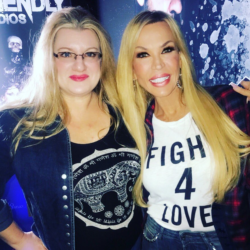 XXXAmberLynns's tweet photo. With Shaunna Heth, Amber Lynn #unfriendlystudios… https://t.co/keS6SDqVNU… https://t.co/SQLBFWMOwH