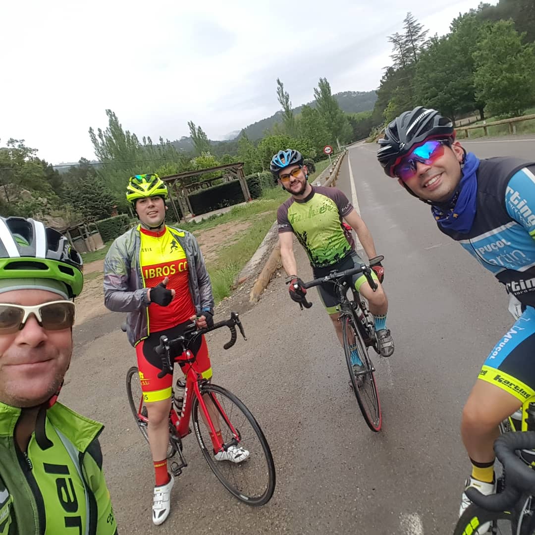 LopezJuste's tweet photo. #BICITERUEL
#LONGANAS
#KTM
#ALBARRACIN
#GRUPETADELABUENA https://t.co/OEaWJlV1xK