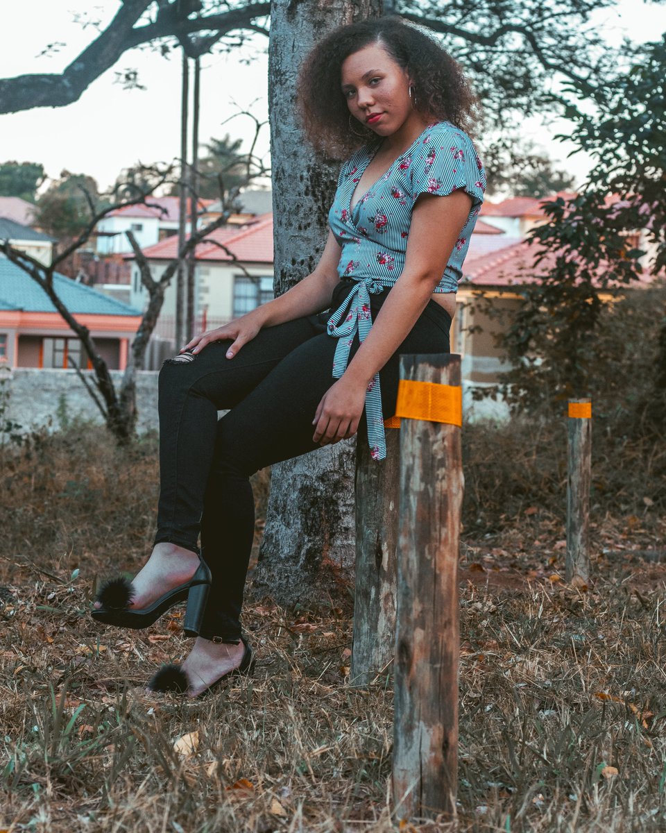 Toolz_films's tweet photo. • no rules in the jungle •
#dopeportraitssa #featuremesa #portauthority #instagram_sa #fashionblogger #theportraitgroup #art. #african_finesse #loveportrait #exclusive_shot #hot_shots #katphotographyservices #toolzfilms #bravoportraits #portraitmood @afrikfashionmagazine https://t.co/rGrbIv6B5m
