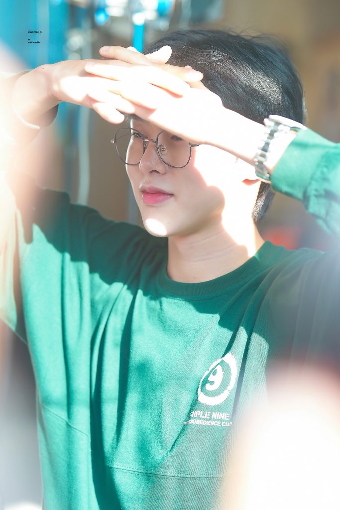ekhi_304's tweet photo. @tolvlsi_longguo 권현빈 하세요 장점은 잘생김임 https://t.co/DesfBhMYym