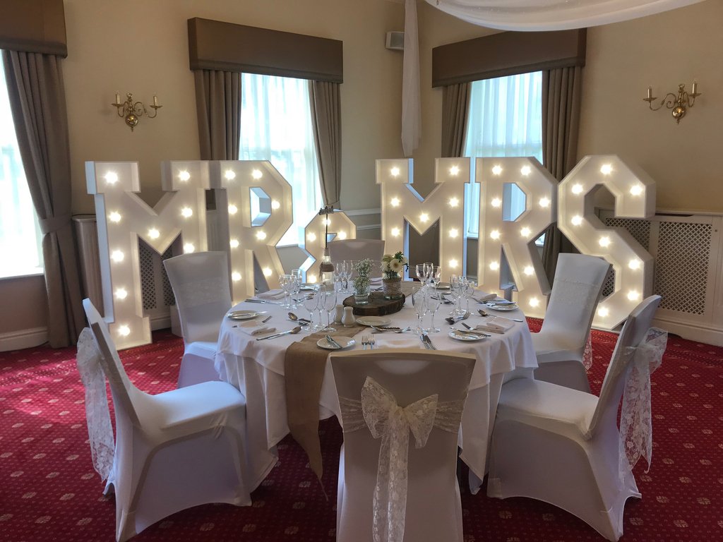 MakeItStandOut's tweet photo. Add that extra touch to your wedding with our MR&amp;MRS letters 
• • •
#Wedding #Events #Love #MrandMrs #Newlyweds #NorthWest #LancashireWeddings #NorthWestWeddings #SocialMedia #Facebook #Twitter #Instagram #WeddingInspiration #Photobooth #MagicMirror #weddingday #Savethedate https://t.co/QrWCakwuSp
