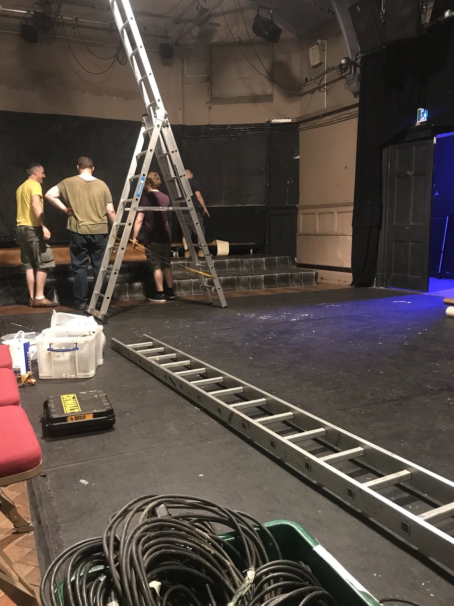 AntigoneTower's tweet photo. Miles of cables and ladders... it must be the get-in. 48 hours to opening @TTechnis! @towertheatre https://t.co/WU7tD1TCCv