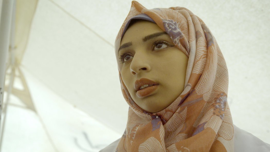 KenRoth's tweet photo. Israel says it was following "standard operating procedures" when its snipers killed this 21-year-old Palestinian medic as she tended to the wounded at Gaza border protest. Time to change those procedures--and investigate the officials who set them. https://t.co/1sUHYssopJ https://t.co/WIWMRQay1G