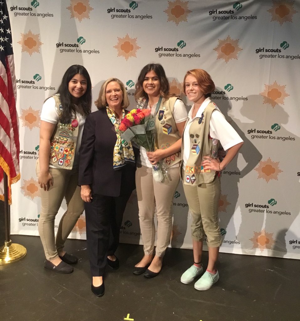 @GSGLA_CEO @GirlScoutsLA @girlscouts Thank you for always supporting our girls! Our amazing @_i_am_lindsey_ received her Gold Award today w/ @hannahmhere_ and @22_Julia_4 cheering her on!