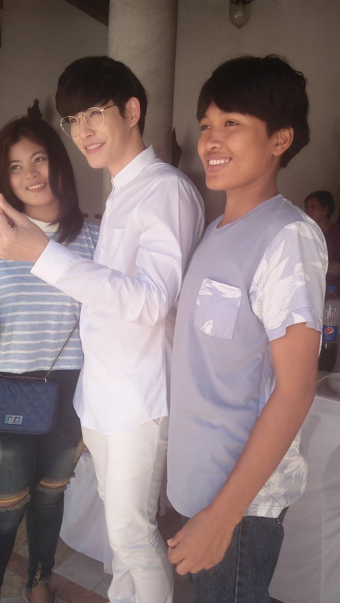 Pamoo98371736's tweet image. มีเวลาก่อนกลับขอแชะ📷คนละรูป2รูปไว้เป็นความทรงจำที่ดีค่าานาารักก
#HBD25thFOCUS 
#โฟกัสพลอยใส 
#CusSaiFamily