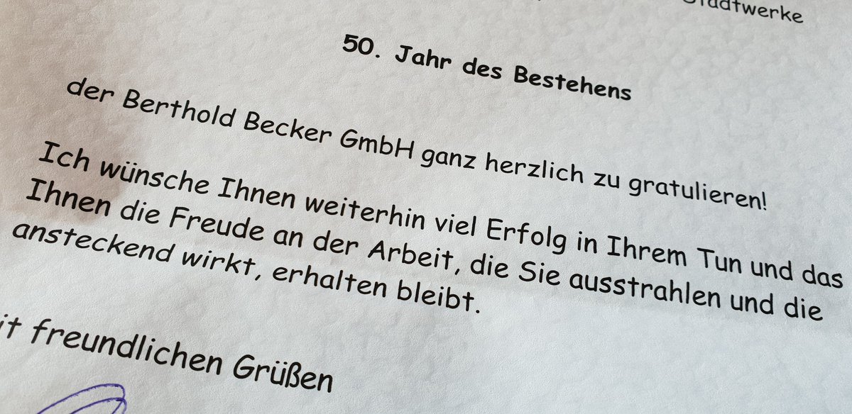 Infrastrukturexpert Auf Twitter Viele Tolle Worte Zum Jubilaum Vielen Lieben Dank Dafur Warmedusche Im Namen Des Rates Freude Stolz