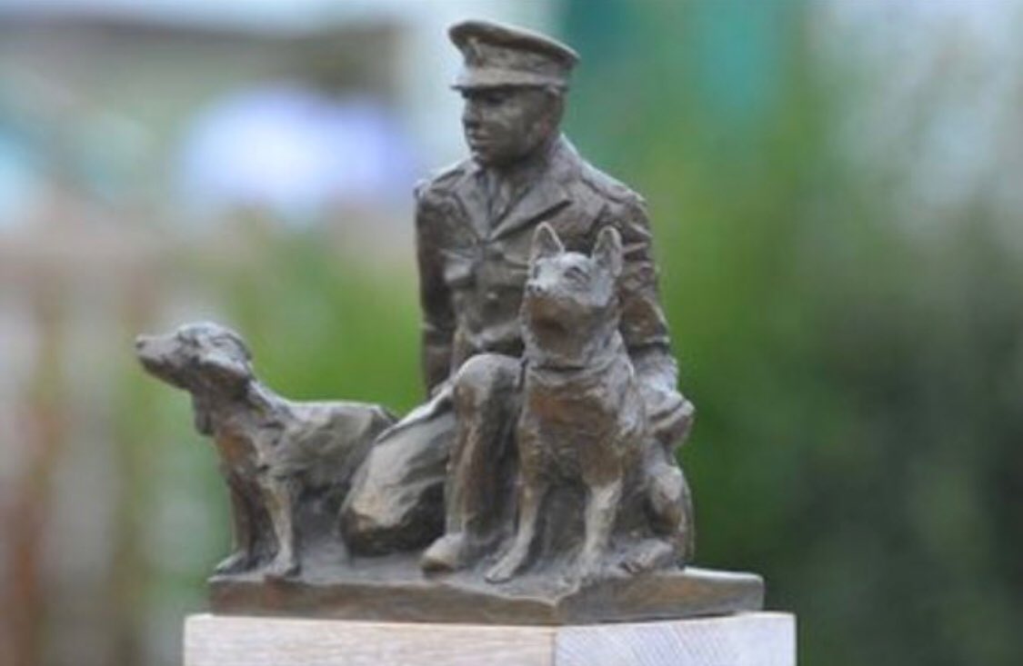 K9memorialUk's tweet photo. Perhaps you thought the K9Memorial was just a dream? That it’s something spoken about but will never happen? 

You’d be wrong!

Due to the hard work of our team, we’re very excited to announce John Doubleday has started sculpturing the Memorial &amp; it will be unveiled next Spring. https://t.co/nn4rGPpNsa