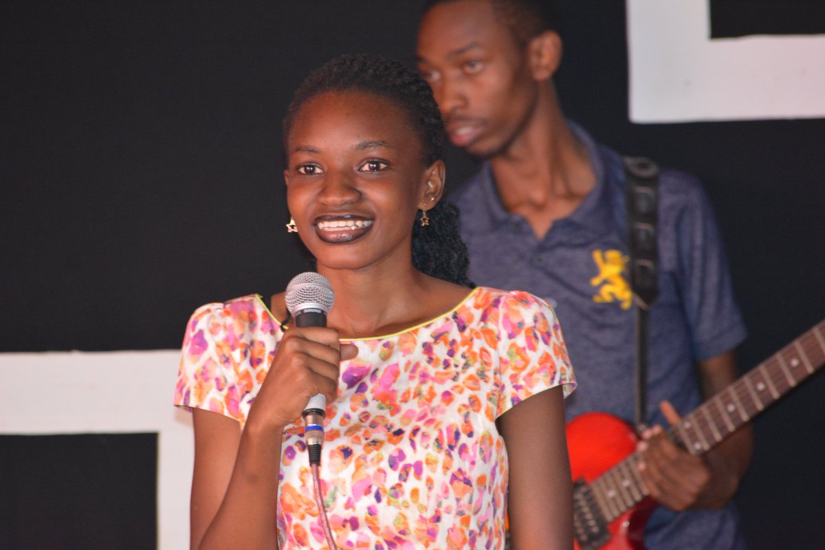 ArcherIrad's tweet photo. Claire "the host"
we on Fire 
#CBOM #WHMAK #WHMakerere #tulumbe4eva
@Napoleon_Xvi @BlessedIvan @Precious_Babra @nuwahwera @worship_harvest @Kia_Nalugya @ErnestxRush @mosesmukisa https://t.co/ph1743q5no