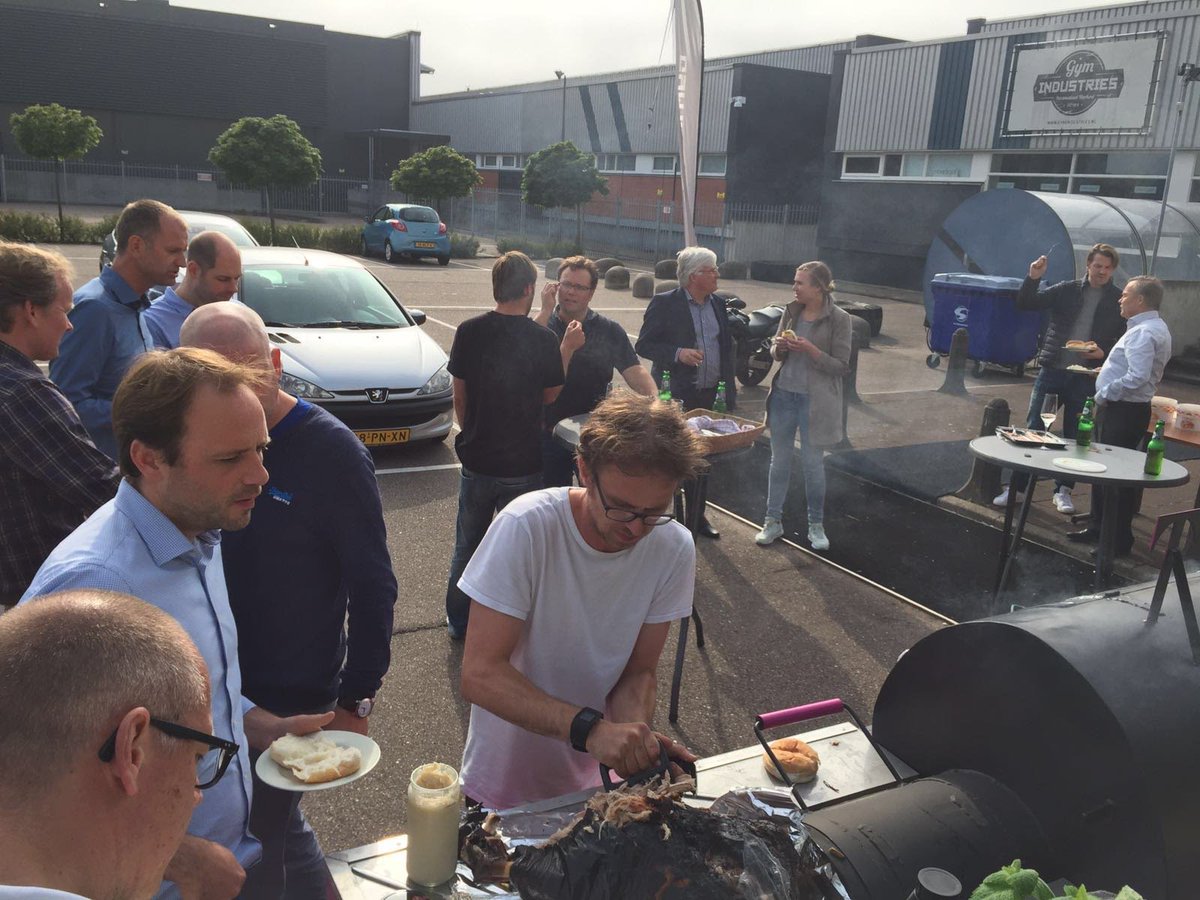IoT T-Mobile NL tweet media