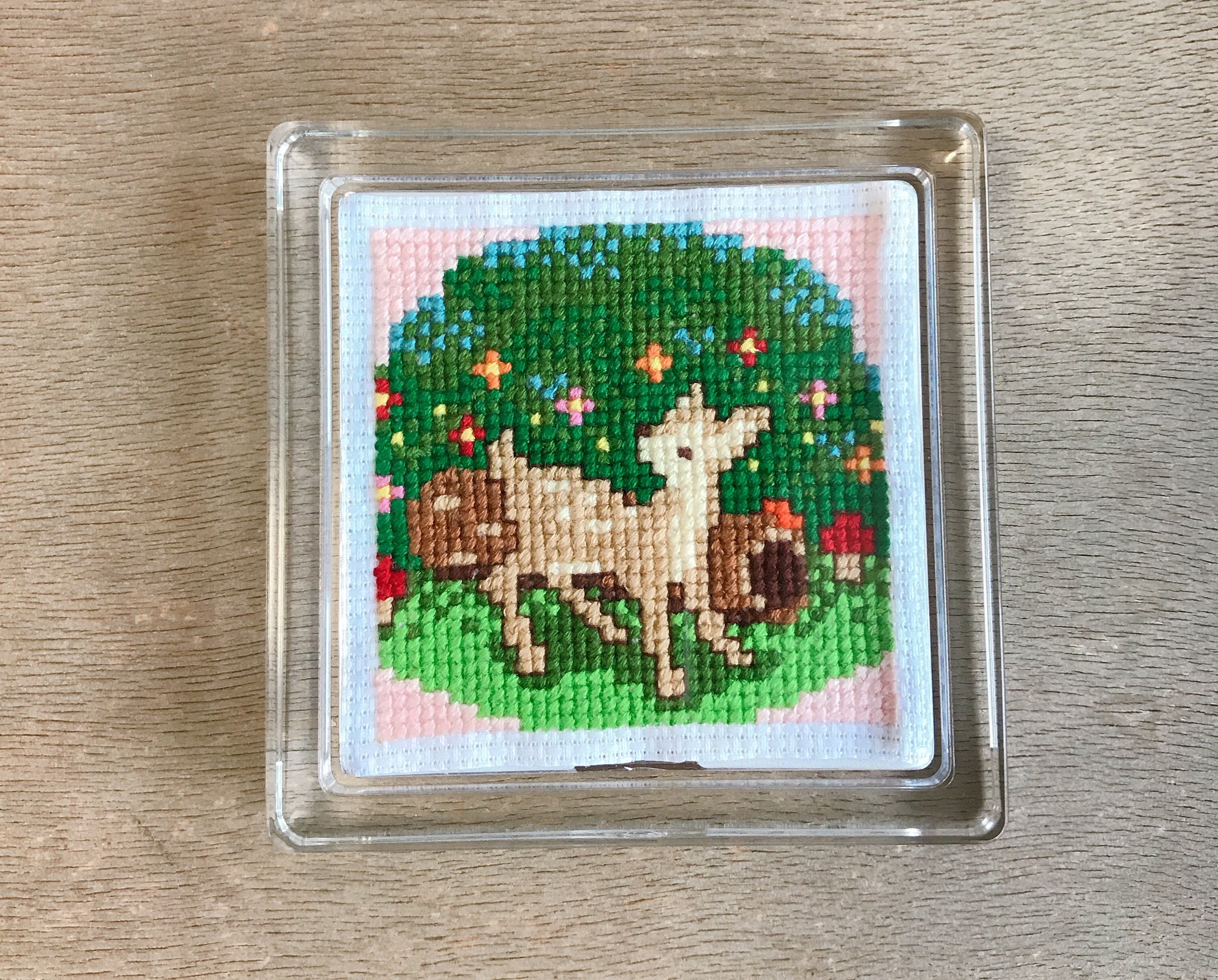 ちさ 5月のクロスステッチ 6月に食い込み 完成 森の子鹿ちゃん ハンドメイド ハンドメイド好きな人と繋がりたい Crossstitch クロスステッチ 5月 T Co Qc2dvhj3vp Twitter