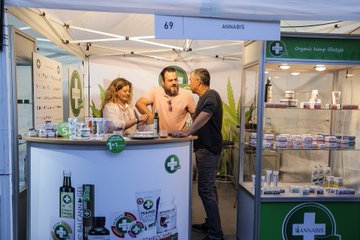 View image on Twitter