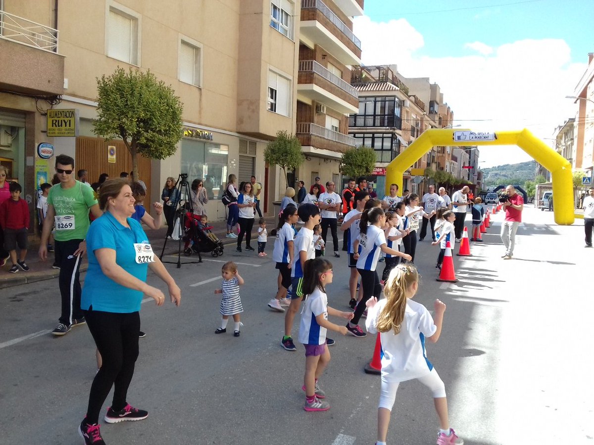 MarchaAmorDios's tweet photo. ¡Ya estamos bailando zumba! ¡Vamos! https://t.co/3eUsXW85ZW