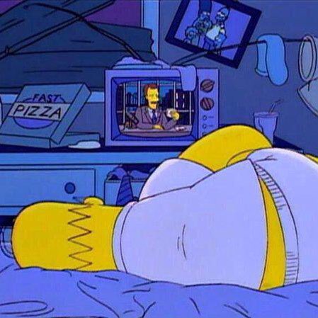MellamoRalphW's tweet photo. Cuando empiezas a ver una serie pero te vuelves adicto a ella. https://t.co/tQFijRRWFj