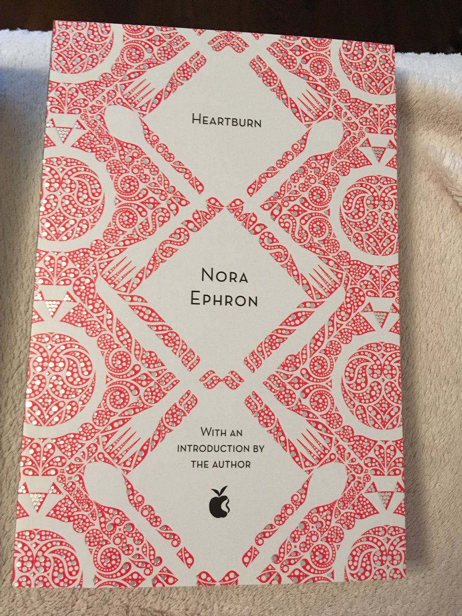 fionamsharp's tweet image. Just finished reading heartburn @ViragoBooks beautiful cover wonderful read #iwouldthrowthepietoo #sharpreads