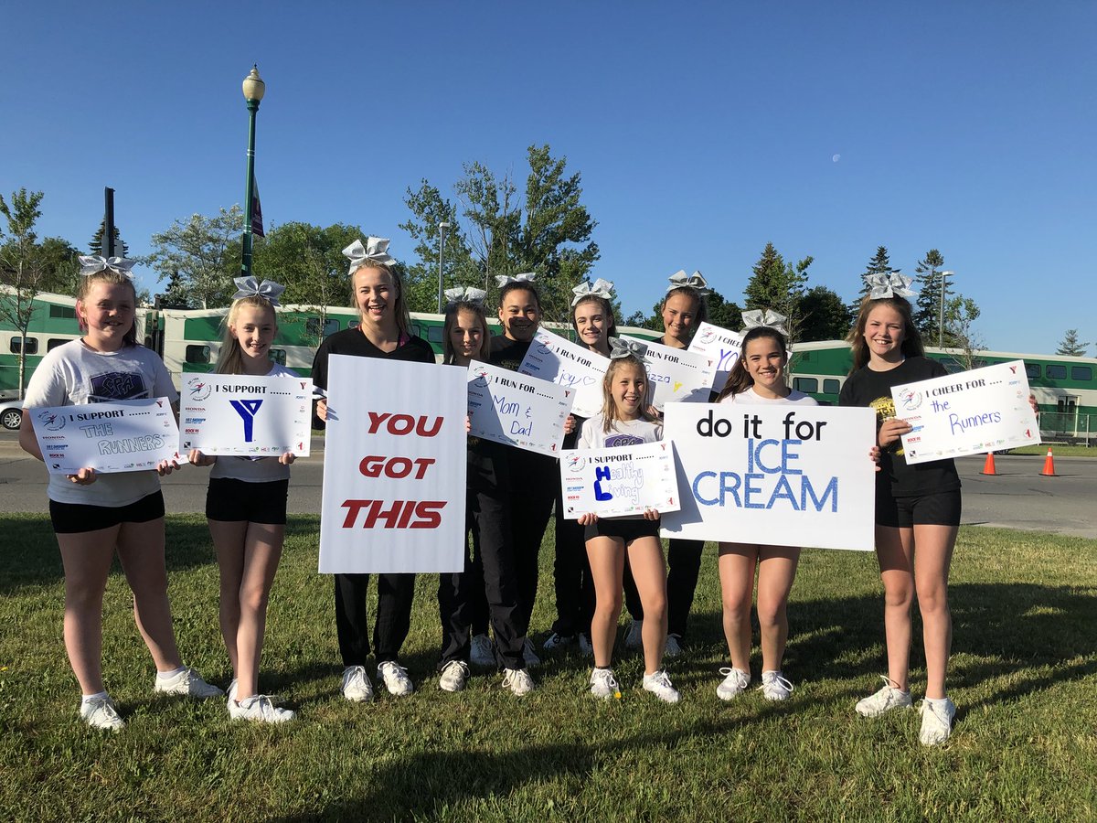 We are ready to cheer on the runners at the #HondaWaterfrontRun @BarrieHalf