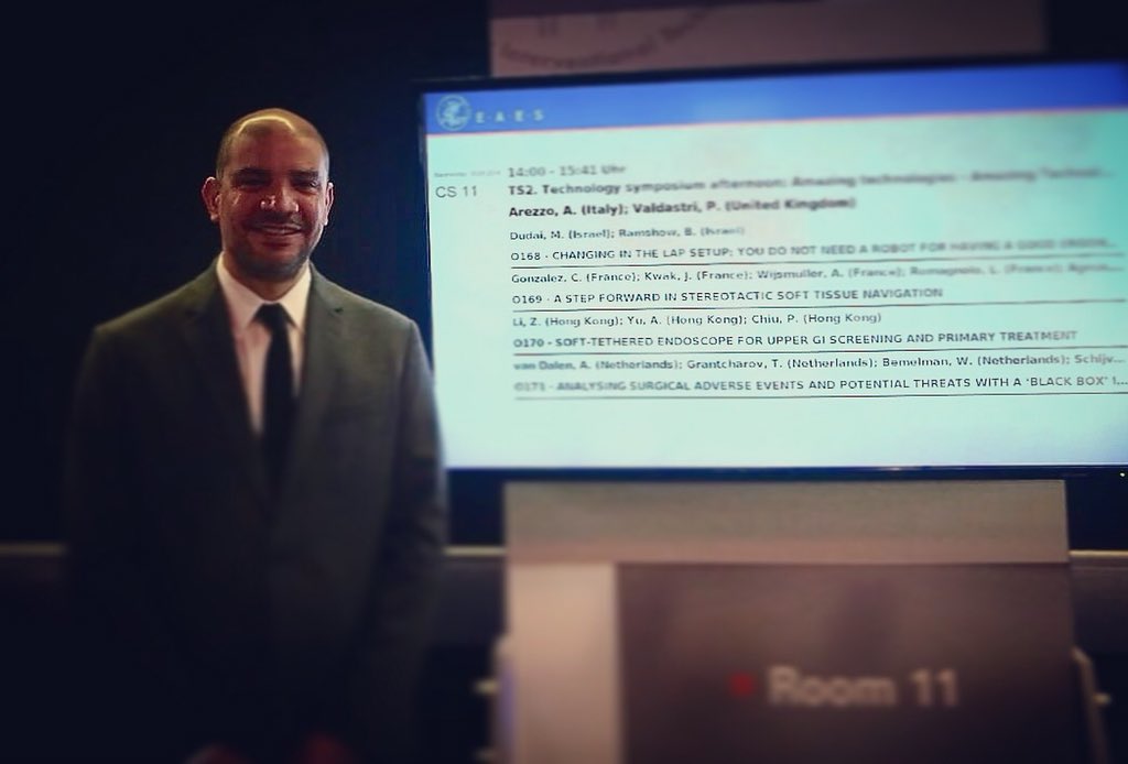 cristiansgcab's tweet photo. Very grateful of have been selected among but of 100 proposals for present our results in #stereotacticnavigation for #pelvicsurgery in the session of #amazingtechnologies of #eaes2018 @ London, United Kingdom https://t.co/03L0omcZm9