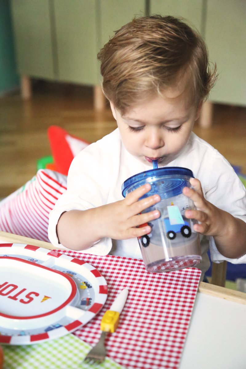 Priscila Betancort (@myshowroomblog) on Twitter photo Mi bebé mayor. Un post sobre deco y Luca en casa. #MiniHome <a href="/elcorteingles/">El Corte Inglés</a>
myshowroomblog.es/consejos/estil… Mi bebé mayor. Un post sobre deco y Luca en casa. #MiniHome <a href="/elcorteingles/">El Corte Inglés</a>
myshowroomblog.es/consejos/estil…