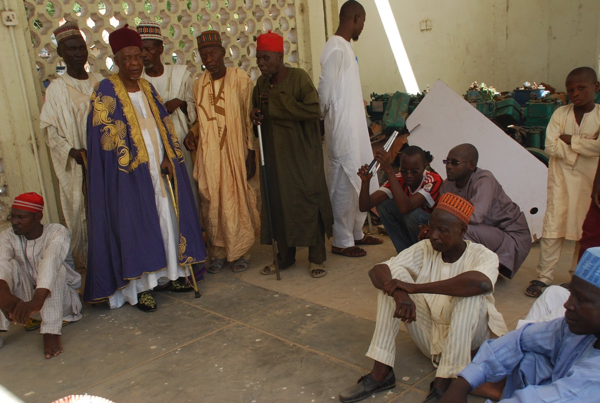 mohammedswot1's tweet photo. SWOT C.E.O. @kujarima today presents 100 Bags of Rice, 100 pieces Wrappers and 300k Cash as RAMADAN KAREEM GIFT 2 d Joint Association of People Living with Disability in Borno State. The CEO ably represented by d Perm. Sec Min. of Women Affairs, Yahaya Dankoli. @worlddisabilit1 https://t.co/gnMU58pT9f