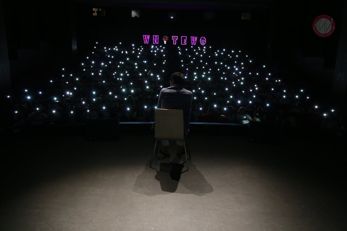 whitewofamily's tweet photo. ❤ Project Surprise Whitewo ❤

ไม่ว่าทุกข์หรือสุข เธอจะยังมีฉัน
แม้วันที่หันไปแล้วเธอไม่พบใคร
"โปรดรู้ไว้มีฉันรักเธอ"

#HBDWhitewo23rd 
#Whitewo4thFanmeet 
#WhitewoAlways #whitewo https://t.co/fCWob4MlQJ