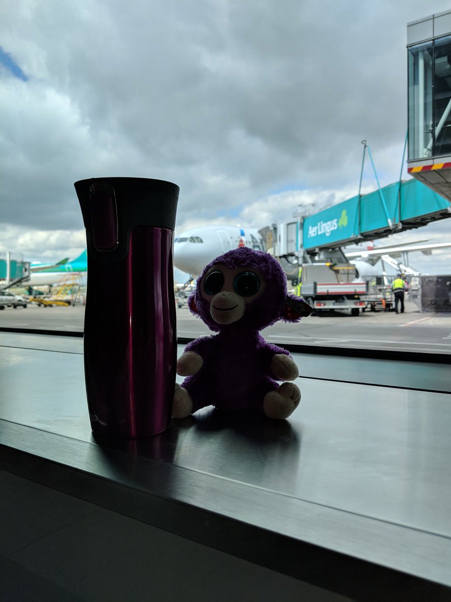 BoobBoo's tweet photo. And we are ready to board on our way to @SAPPHIRENOW #monkeyfriend is getting his caffeine fix - can't wait to see the @SAPMentors and the @Bluefin_SAP folks https://t.co/r27rXoKmpx