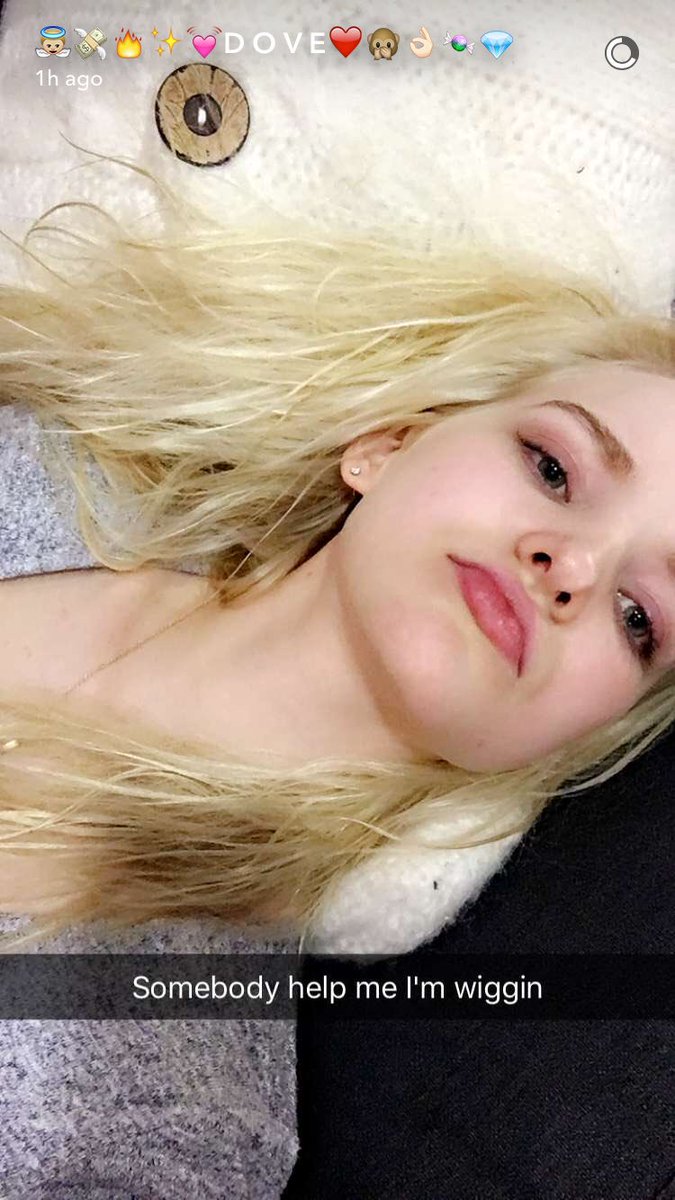 dovliex's tweet photo. such throwbacks @DoveCameron https://t.co/h6VpfMRBTg