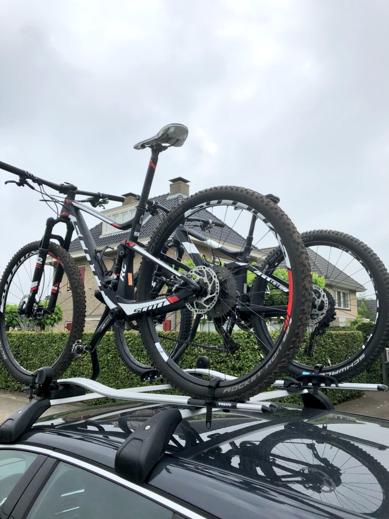 MeesClausing's tweet photo. Lekker koppel #CubeStereo140 & #ScottSpark 👍 Net terug @MTBheuvelrug rondje #Amerongen 58 minuten #17,3km 🚵♂️ https://t.co/eEqtiPmu9O