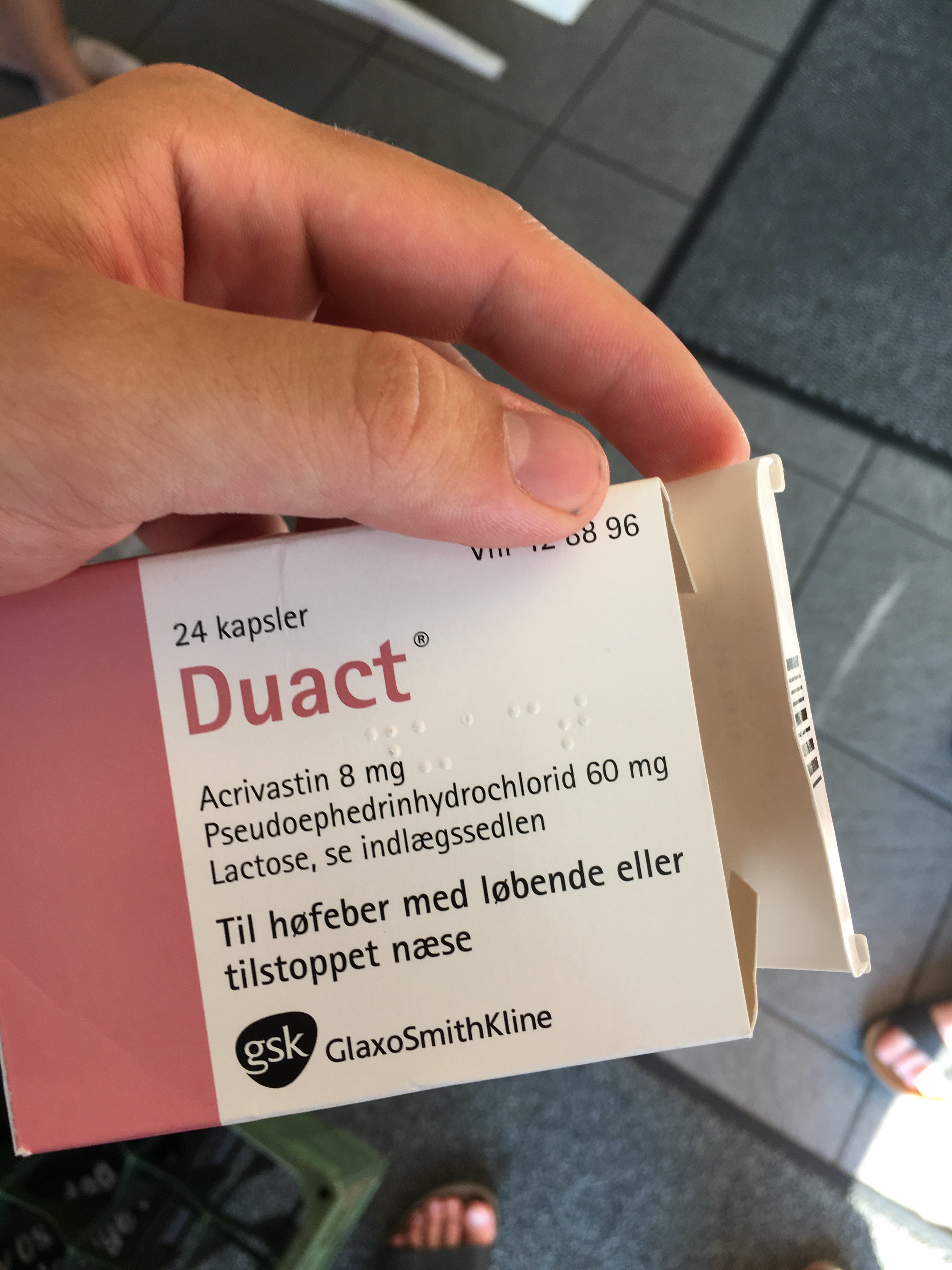 våben Hysterisk bilag تويتر \ Nicolai Dupont على تويتر: "Jeg er ved at kradse mine øjne ud pga.  græsallergi. Har næsespray, der ikke virker. Kan #twitterhjerne redde mig?  @twhjerne"