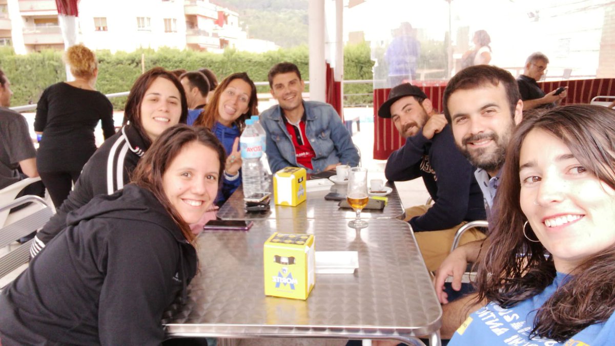 Asfevolei's tweet photo. El sènior B perd els dos últims partits! Així acaben 4es de 4a catalana i l'ascens! Molt bona temporada! @Asfevolei @VoleiCatala https://t.co/S6JdKhjTx5
