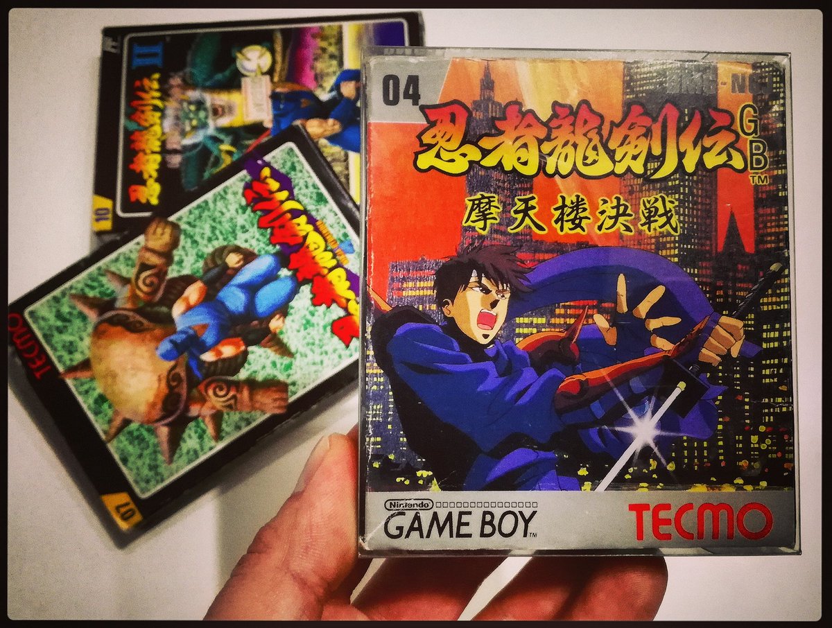 danielsan2727's tweet photo. El último #retroPulpodcast puede ser fácil el programa sobre la saga #ninjagaiden más extenso y con más info de todo el interné (al menos en español) YA DISPONIBLE en https://t.co/SH12c32wDT y https://t.co/tRRflDZjfk Tocamos joyas como este #ninjaryukenden de #gameboy ¡DISFRUTAR! https://t.co/cjKd8yadNI