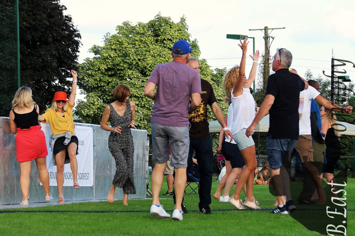 BMEastPhotos's tweet photo. @Sodfest2018 at @TSods 
#Photos from #Nuttyness and Tribute - Part 1
Link: https://t.co/IX5Z00R18v
#SodFest #SodFest2018 #ChippingSodbury #music #festival https://t.co/hHGZMwQTON