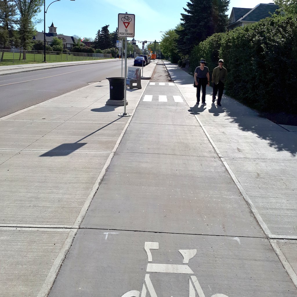Another example of transformation! 106 Street and 76 Avenue bike routes in Edmonton were a combo of painted bike lanes and sharrows. With strong support from the community, these are being upgraded to protected bike lanes and complete streets. #Walk #Bike #Live #PeoplePlaces