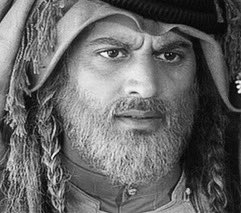 .
.
.
.
.
.
.

ظالمي … حلفتك بـ رب الكتاب
ليه كل ماجيت اعاتبك ، اعتذر .!