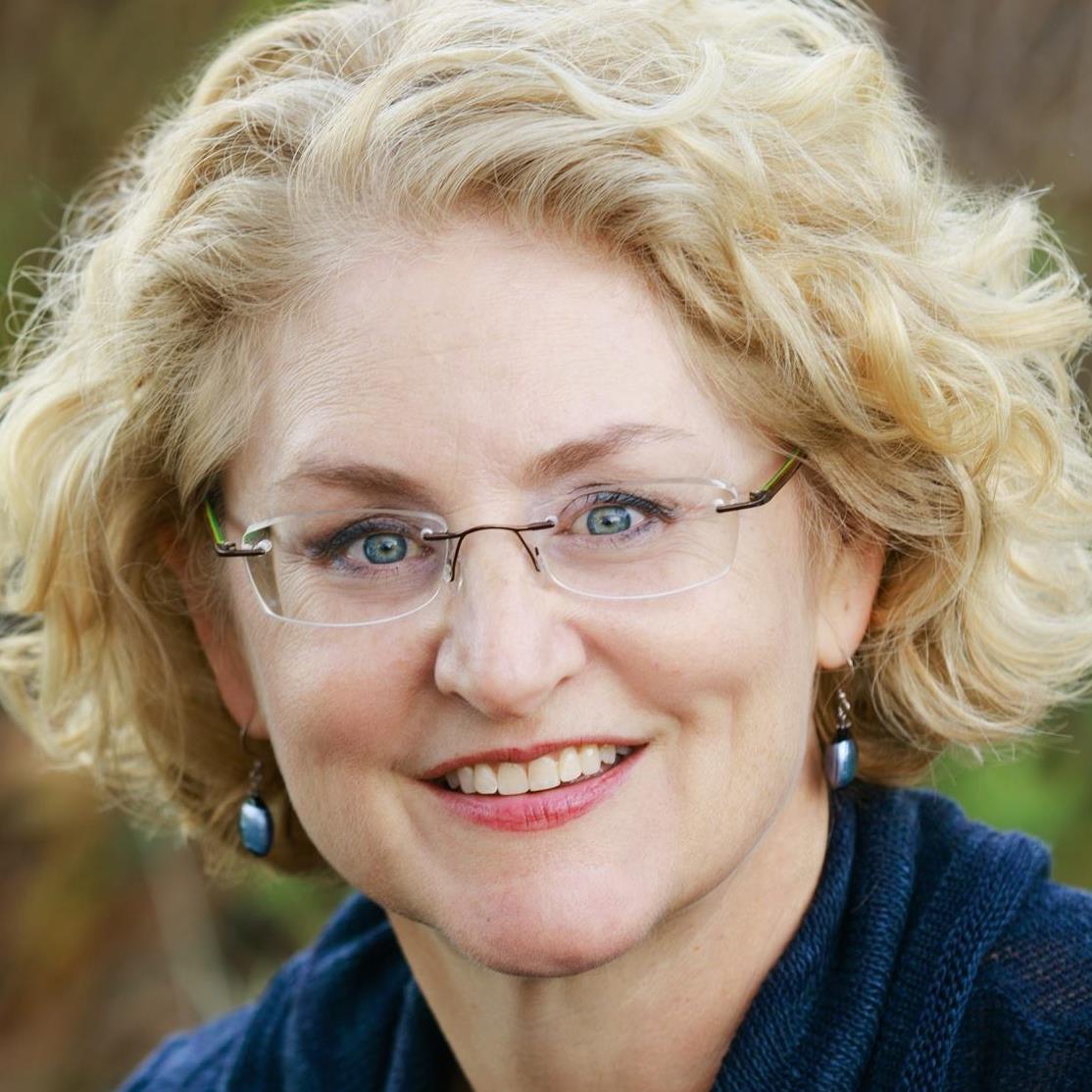 Last night Dr. Stephaney Raney was awarded the Alice Handley-Isaksen, Ph.D. Award in Forensic Psychology. Dr. Raney started A Home Within, an organization that provides pro bono psychological services to foster children. To find out more about her go to drraney.com