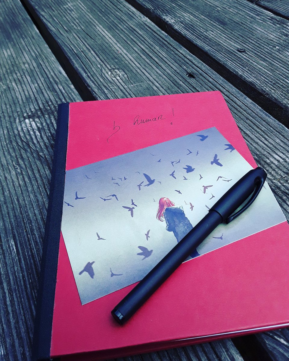 Heute Abend das gute Wetter auf dem Balkon genießen und einen neuen Songtext schreiben.

 #songwriting #song #becreative #balcony #crow #book #girl #postcard #pen #music #musicans #singer #vocal #rock #rockmusic #femalrock #rockband #bhuman #pop #popmusic #rockpop #poprock