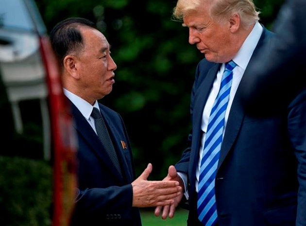 Pushing the envelope: Why was Kim's letter for Trump so big?  ottawamatters.com/world-news/pus… https://t.co/QUXXR6fX3O