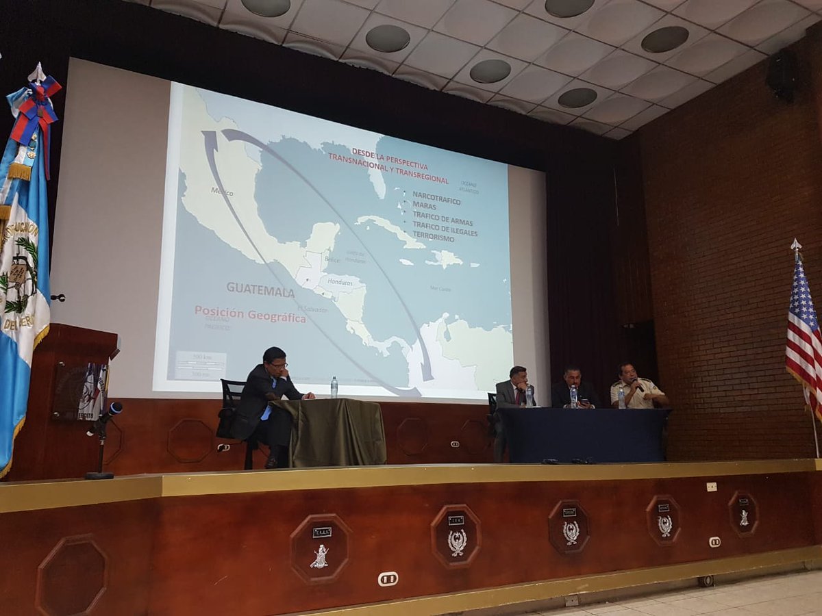 crees_colombia's tweet photo. Exitosa participación del CREES en el Seminario “Lucha contra el crimen organizado transnacional y transregional en América Central” que se desarrollo en Guatemala por iniciativa del gobierno de Guatemala y de el #ComandoSurdeOperacionesEspeciales. 
#CreesColombia https://t.co/oBl7XchXHY