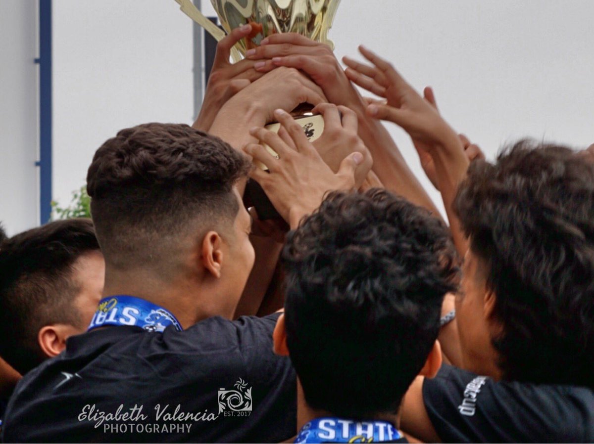 pixbyevc's tweet image. Illinois State Cup Champions! 🏆⚽️

#RaidersFC #ILstatecup #roadtoTX #regionals #evalenciaphoto #evpixs