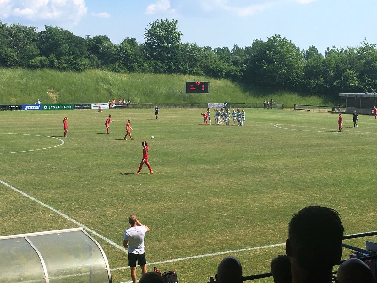 KennethKNielsen's tweet photo. Today I’m scouting the match between BSF vs Fortuna Hjørring.
“Some say they can’t afford to scout, we ask them, how can you afford not to?”
- https://t.co/0i71OE60v3
#qscoutlab #ladiesfootball #qscouting #qrecruitment #danishfootballconference #mellemmand #BSF #fortuna https://t.co/roHeWpDRRB