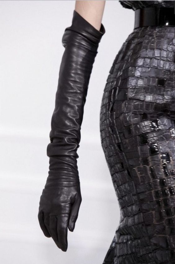 misskimrub's tweet photo. Do you β€οΈ my opera length leather gloves?
Let me wear them for you?
#gloves #glovefetish #glovefetishist #glovecollector #leathergloves #operalengthgloves #drivinggloves #colouredgloves
https://t.co/pUYlIObzhw https://t.co/GgN1e0DOB8