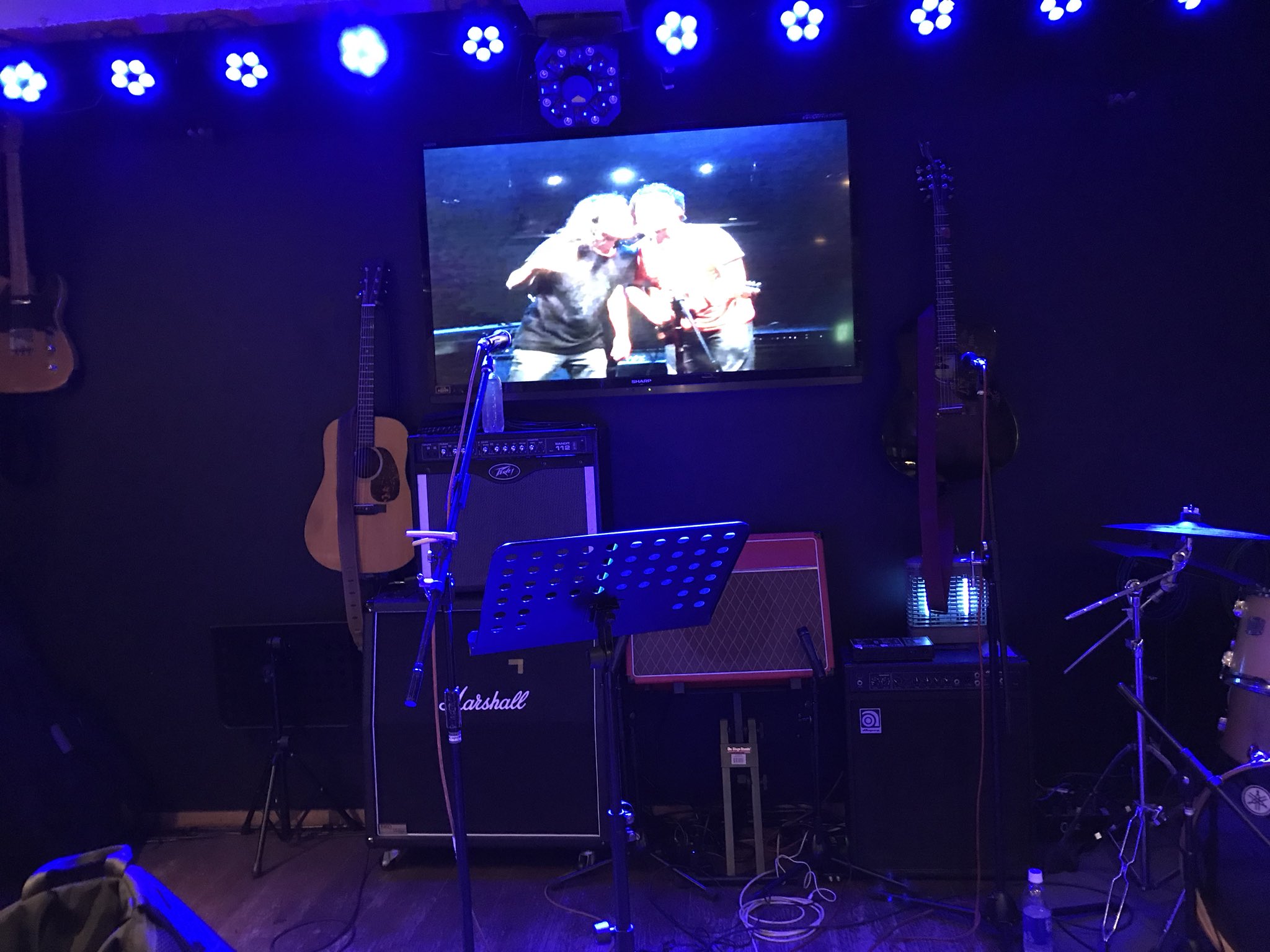 ハル3 ふらっと 徳島music Bar Ricky 12 30 2マンぽん ヤマガタ 2人の持ち味を発揮素敵なソロ ラスト曲 ハレルヨ 一輪の花 17時 ふらっと ワンマンライブ いい声聴けて いっぱい 笑って ひとりぼっち プロミス 花言葉 等 一日中