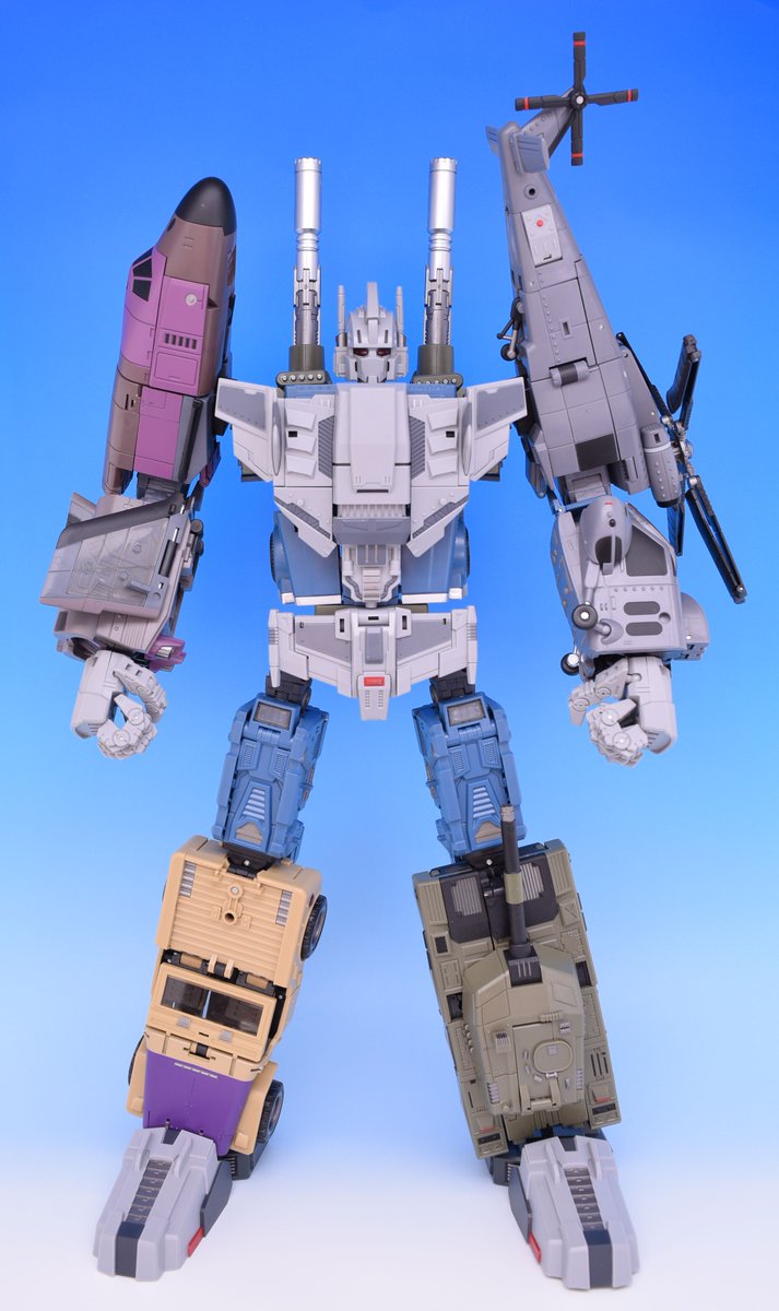 Unique Toys Ragnaros MP スケール？の非正規ブルーティカス 合体させ