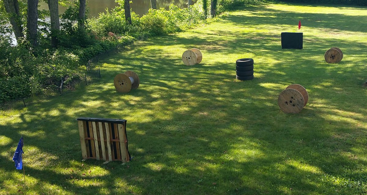 JdIllustrates's tweet photo. The battlefield is laid out for #paintwars2018!
Just waiting for the thirteen 8 year old warriors to arrive :) https://t.co/NYSCd7bsNE