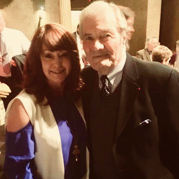 KathyMFutey's tweet photo. Thrilled to meet the legendary Chef #jacquespepin @WVIZ Grand Tasting. His knife skills are amazing, great storyteller and most of all charming! #chef #legendarychef #claudinepepin #wineandfood #clevelandrocks https://t.co/ogORwxOGat
