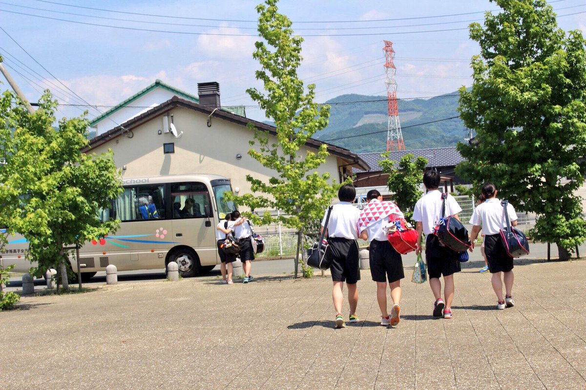 ___NANA627's tweet photo. 私のバレー人生に悔いはない！！
今までありがとう。

玉女バレー部だいすき♡♡ https://t.co/7yScbofsyJ