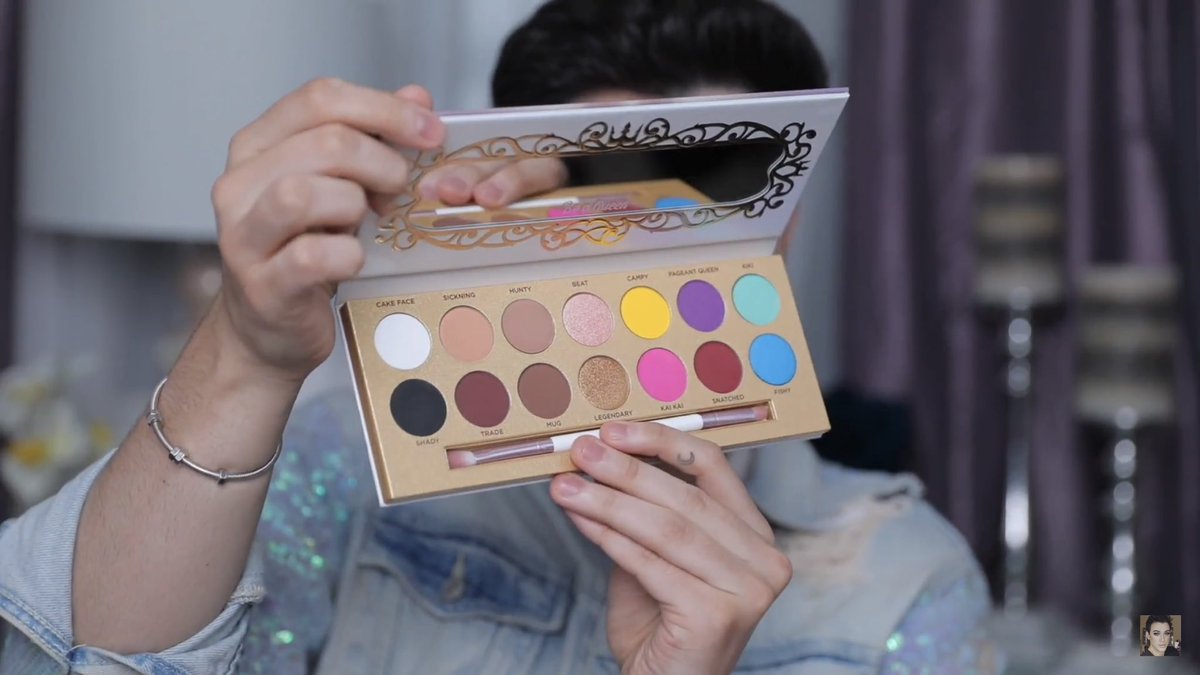 dwtdjoo's tweet photo. All of these beautiful, colorful palettes coming out and I have a whole $2 😩😭😭 https://t.co/O2pXnpBgZd