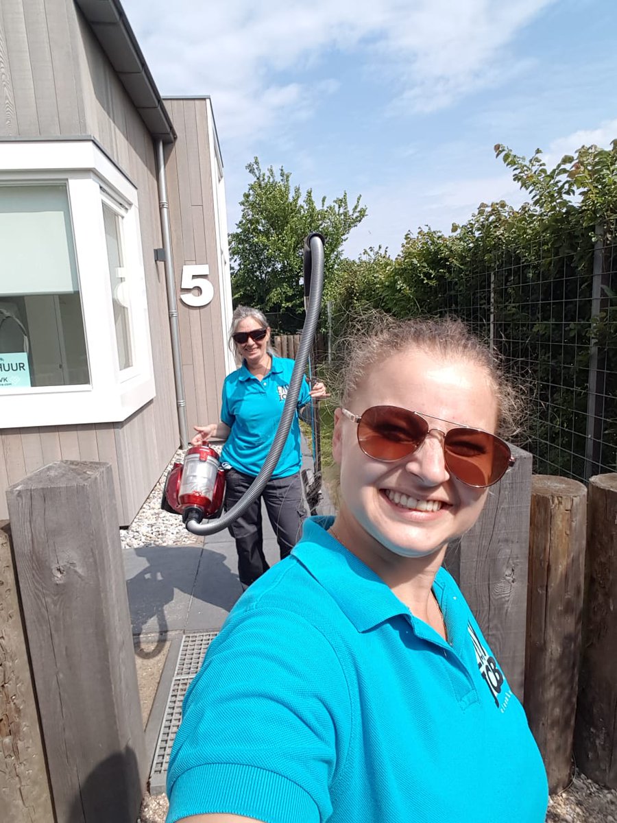 EasyjobCleaning's tweet photo. Ook In het weekend zijn onze collega's druk bezig met de schoonmaakwerkzaamheden. https://t.co/farm8jZLHP