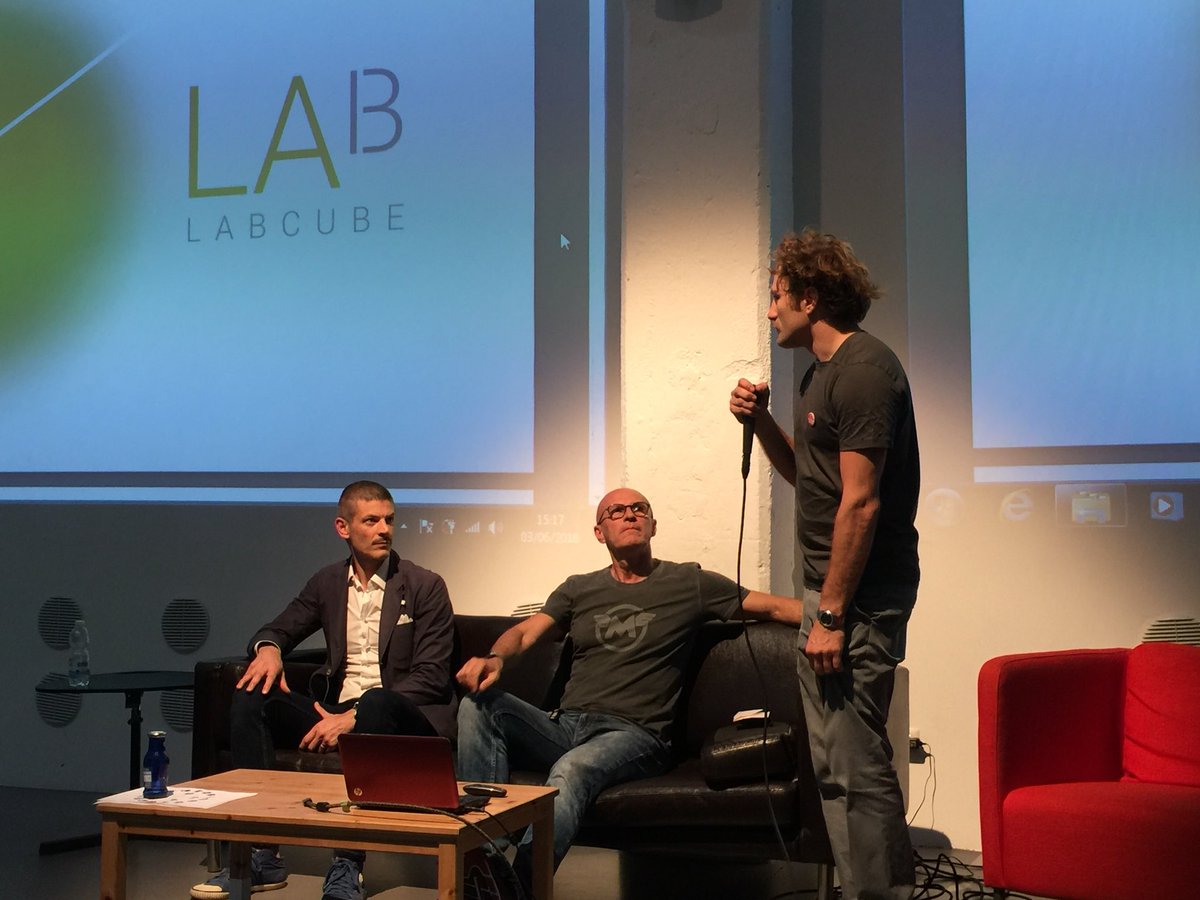 CamComTorino's tweet photo. Alla @TOmakerfaire #camcomtorino @TURN_design_com e @Fablabtorino presentano #LabCube, il progetto di formazione, progettazione e divulgazione per #artigiani #maker e #designer https://t.co/QS2NOW9Y4n